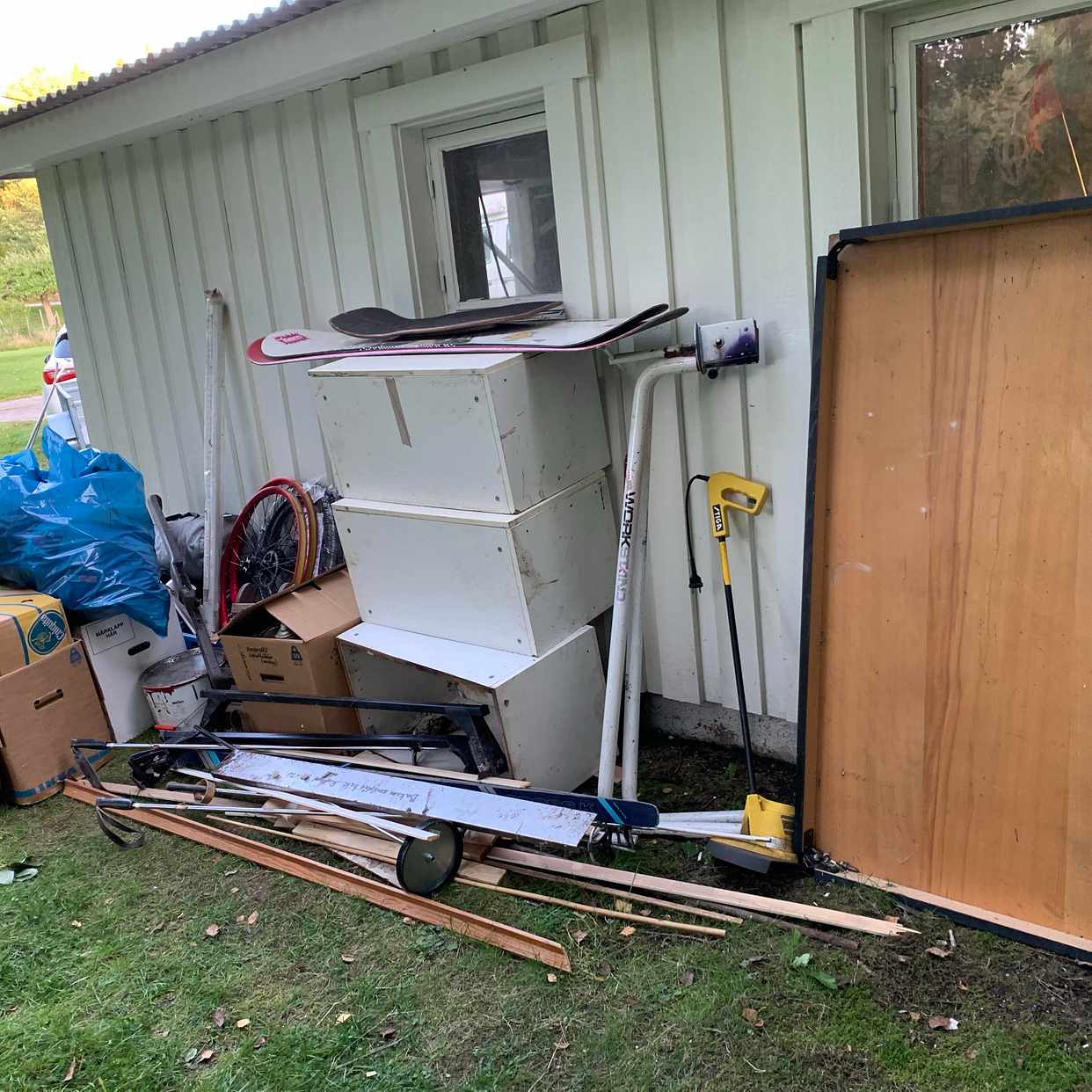 image of Garagetömning - Vendelsö