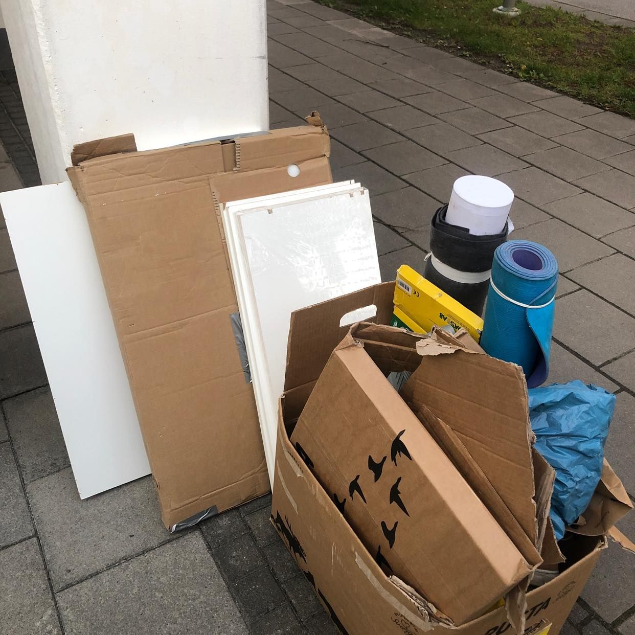 image of Diverse skräp - Stockholm