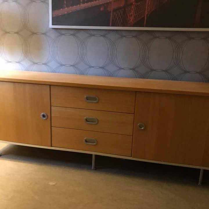 image of Tv-bänk/skänk - 