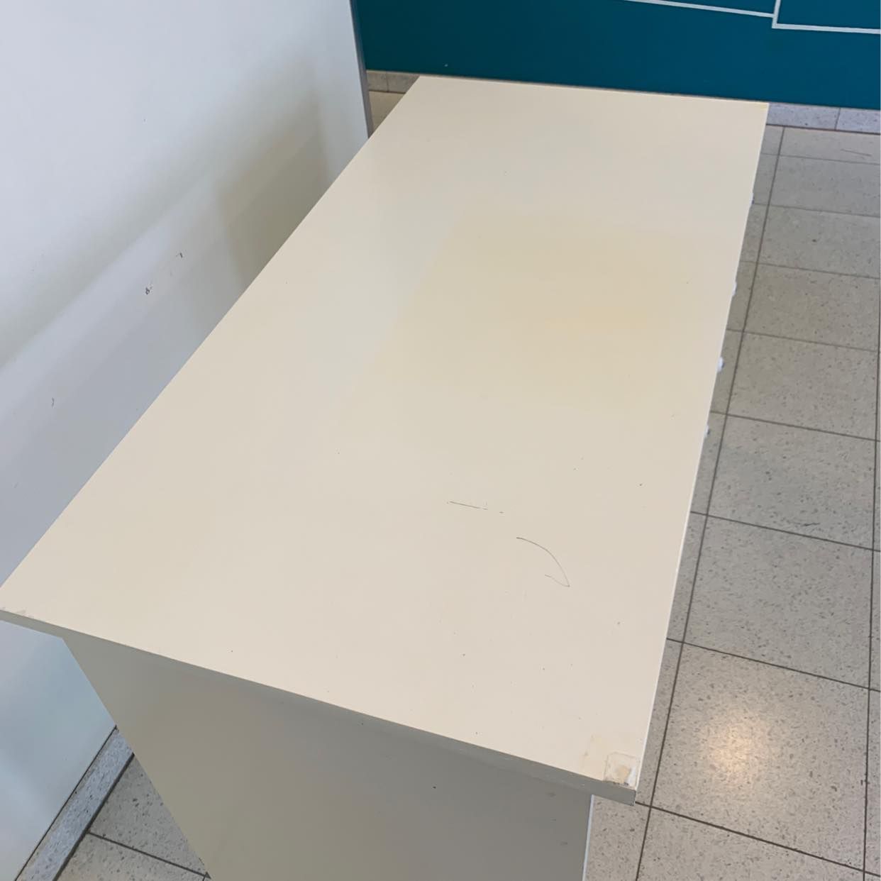 image of Fint äldre skrivbord - Hägersten