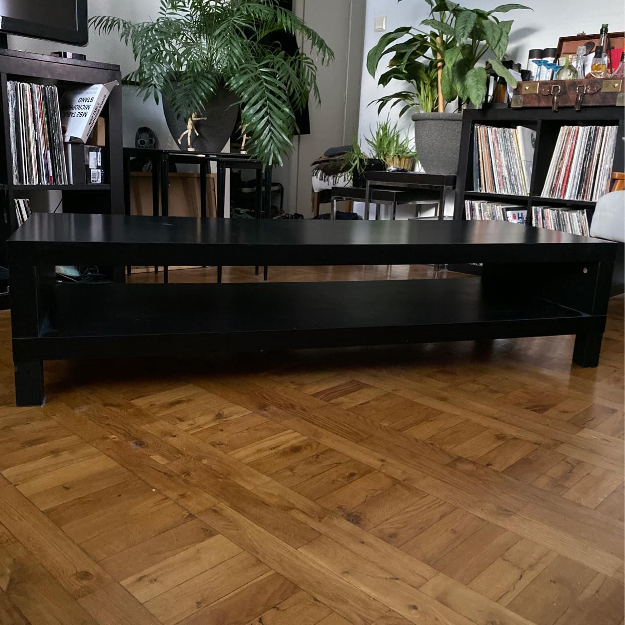 image of Tv-bänk - Hägersten