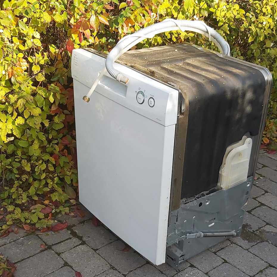 image of Trasig diskmaskin - Vallentuna