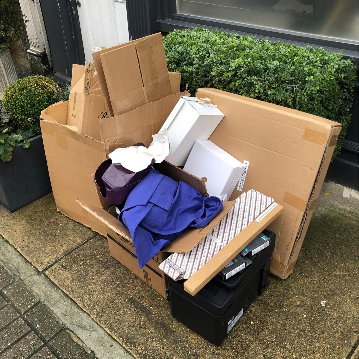 image of Mixed office rubbish - London
