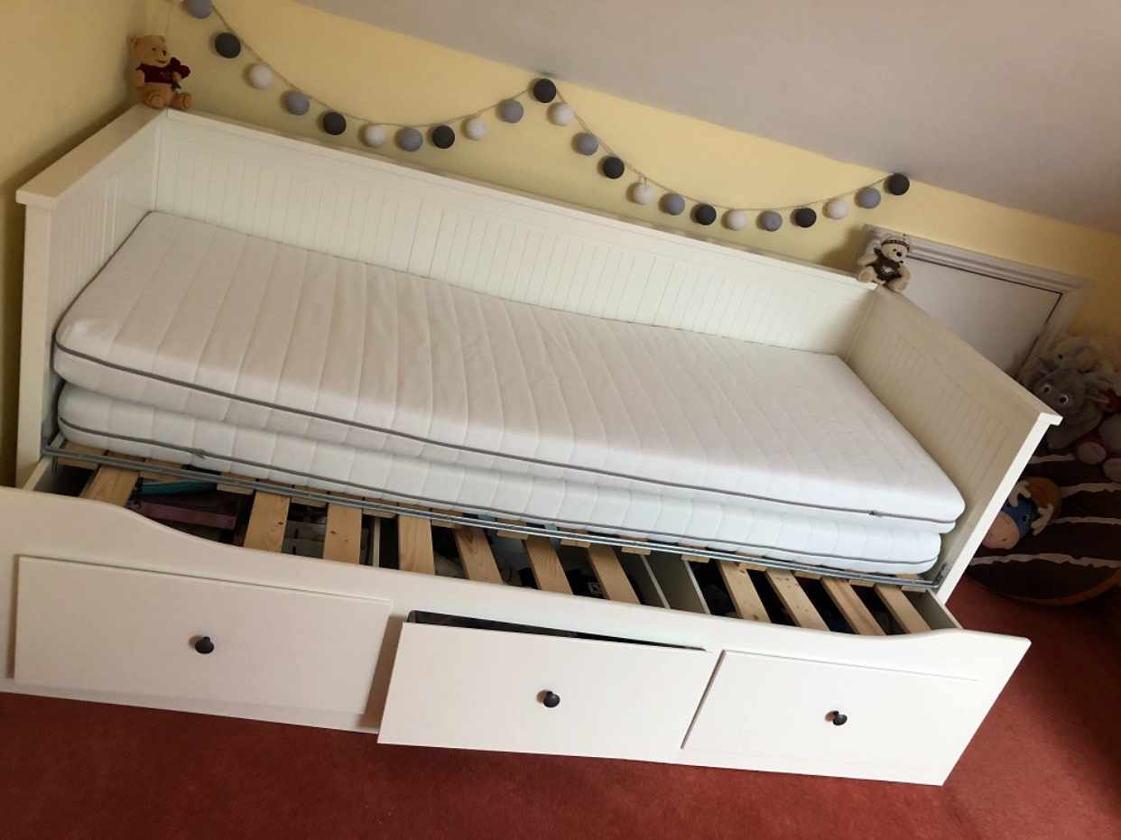 image of a bed - London