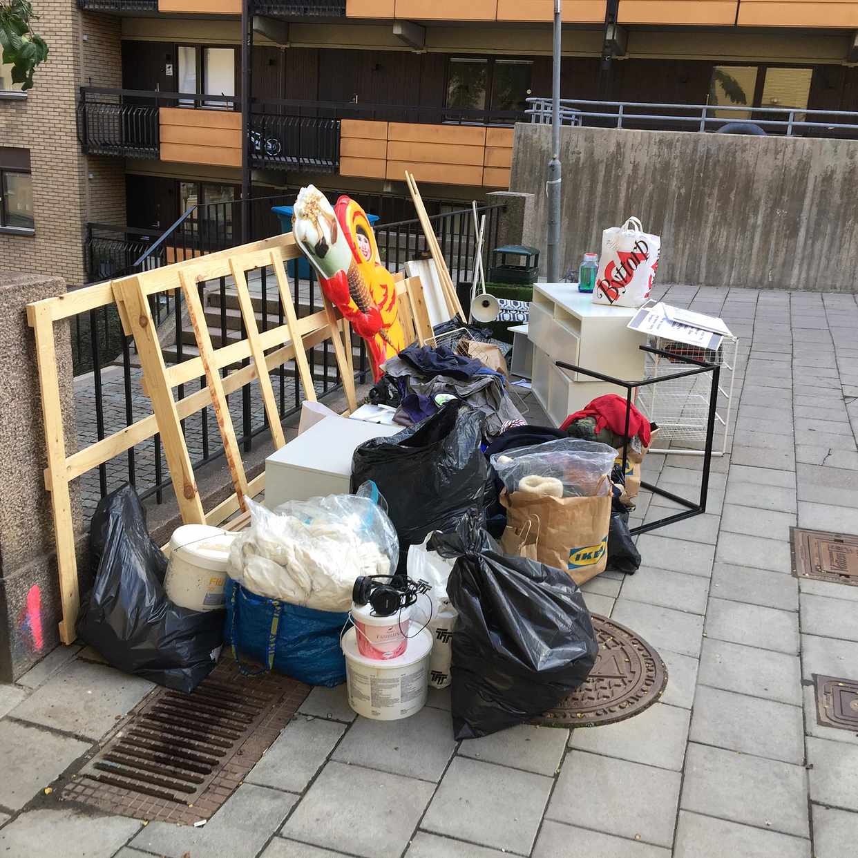 image of Prylar från vinden - Stockholm