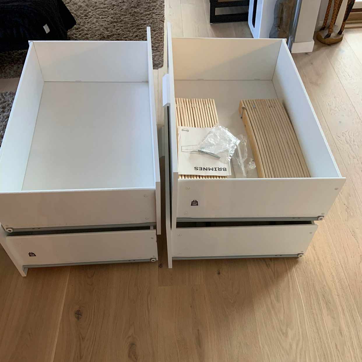 image of Ikea säng - 