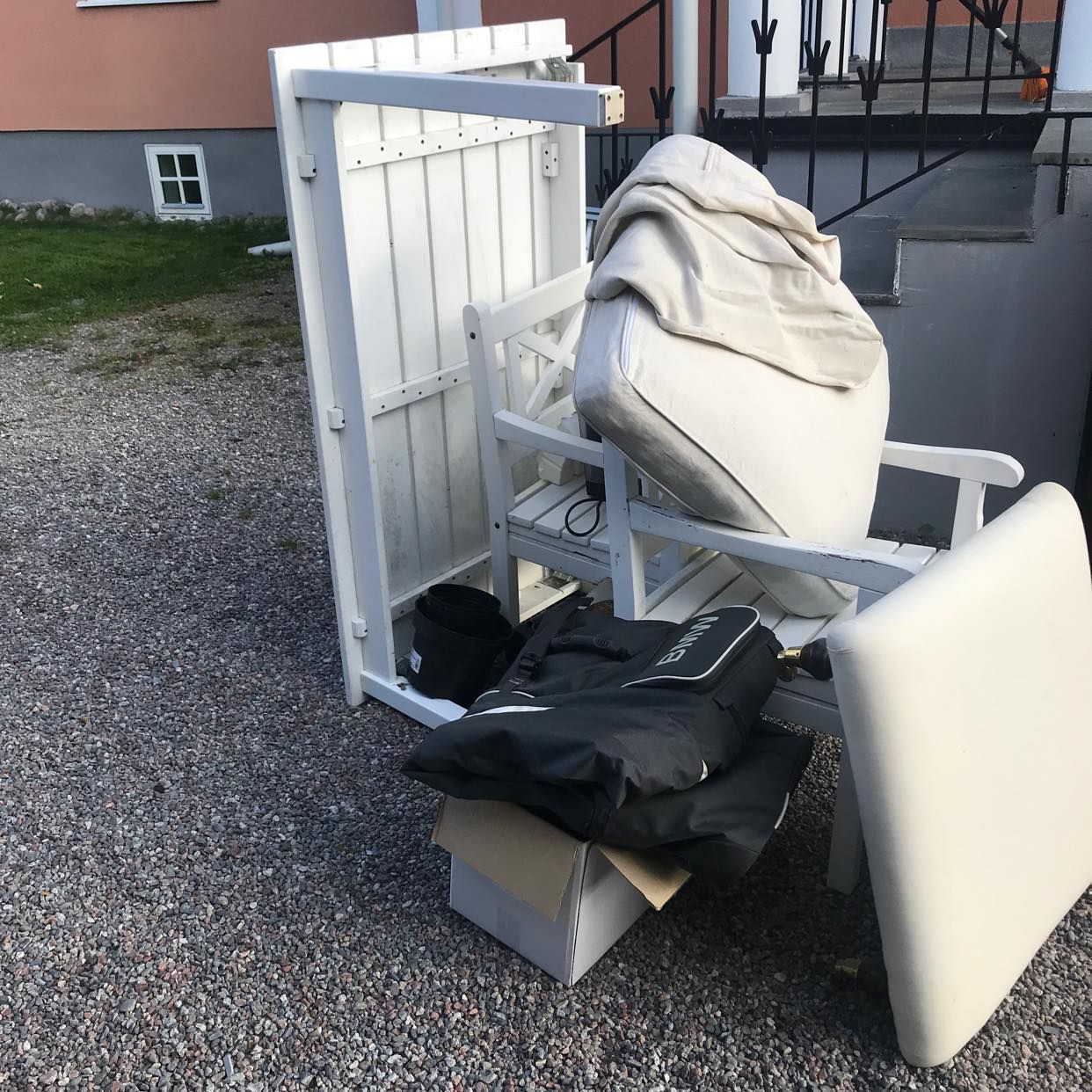 image of 2 trädgårdsstolar, nm - Bromma