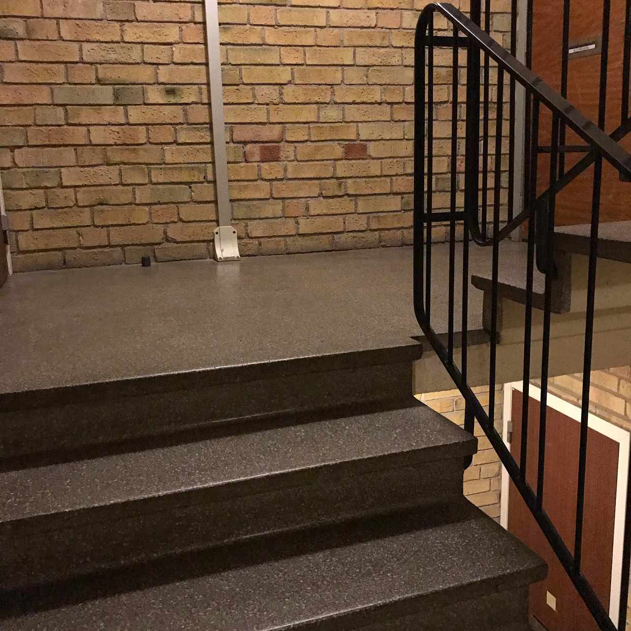 image of Säkerhetsdörr 4 våningar - 
