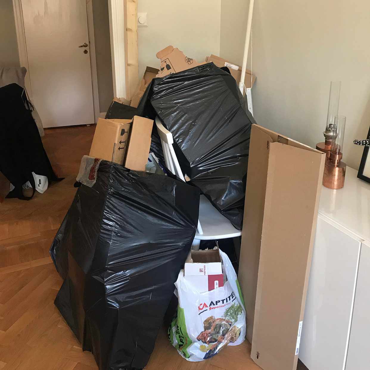 image of Cardboard, chair, board - Stockholm