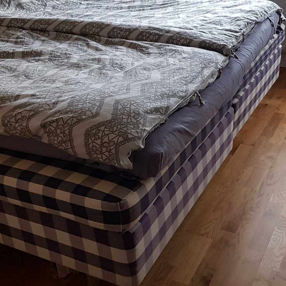 image of Sängar och trälåda - Spånga