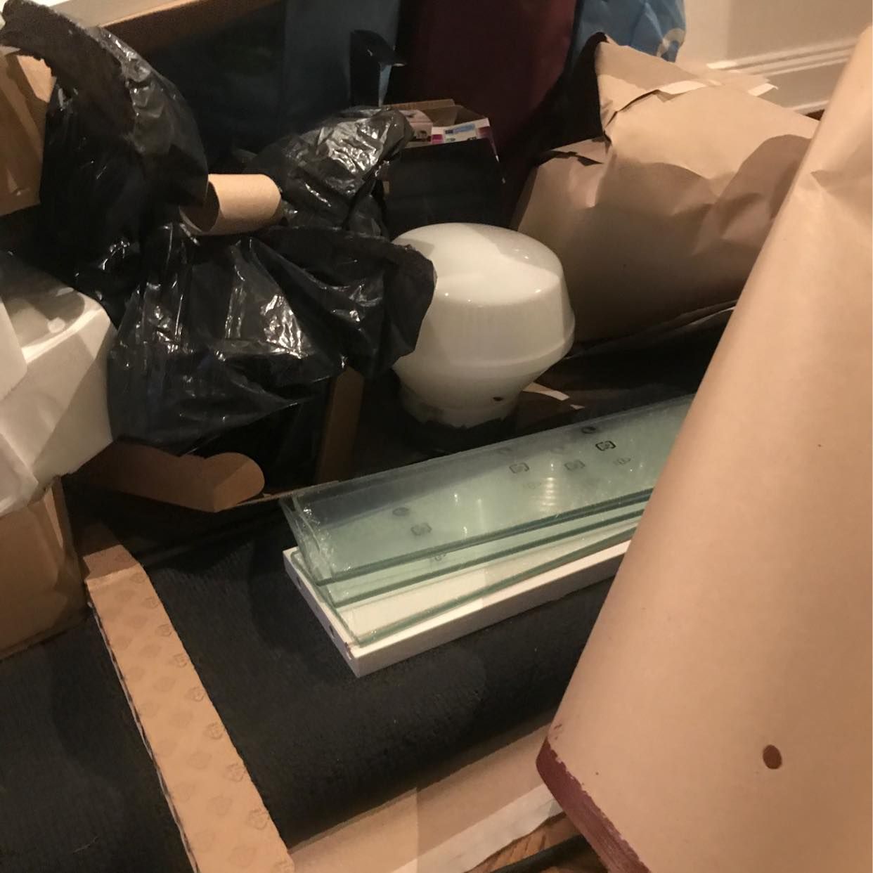 image of Mixed trash, cartons etc - Stockholm City