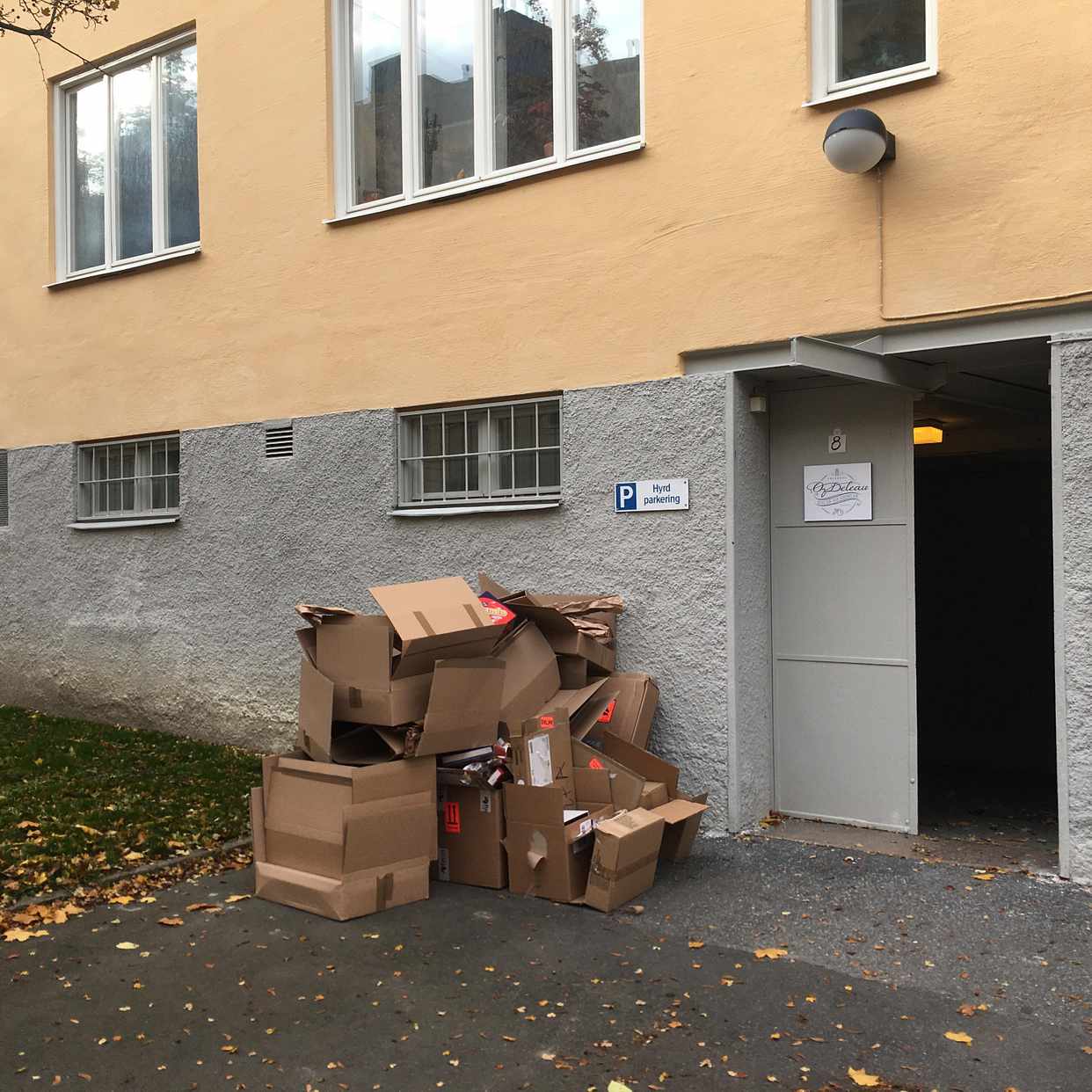 image of Kartonger och lite plast - Stockholms Stad