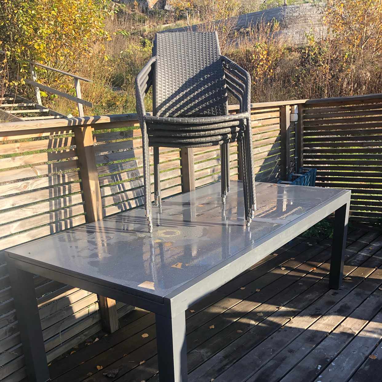 image of Ute möbler bord 5 stolar - Huddinge