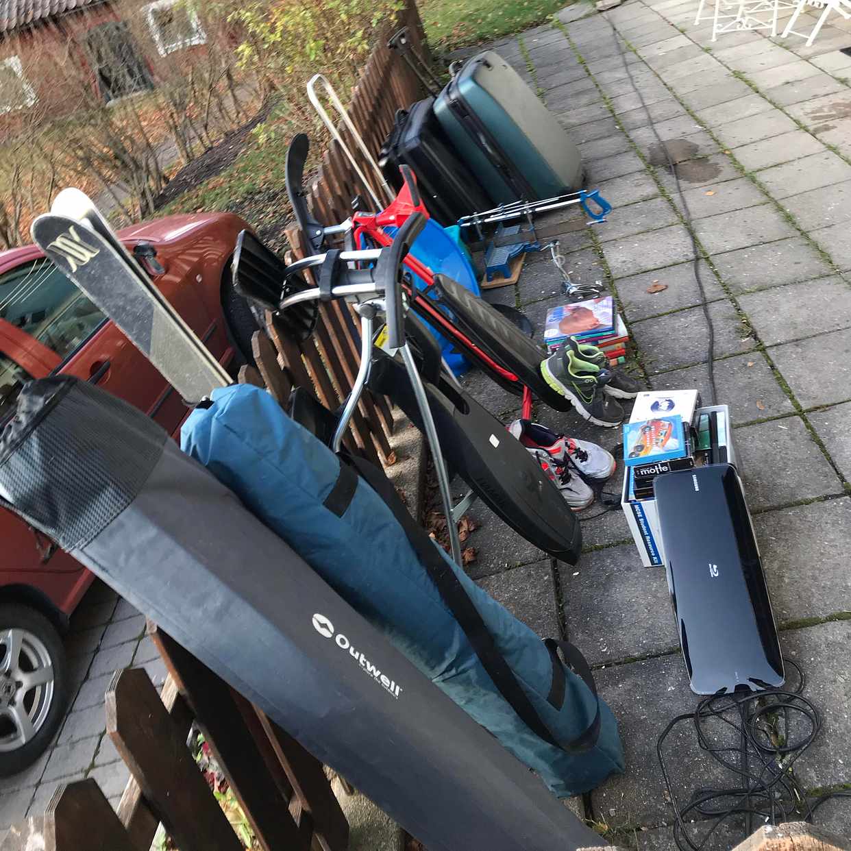 image of prylarvärda1000kr&skräp - Åkersberga