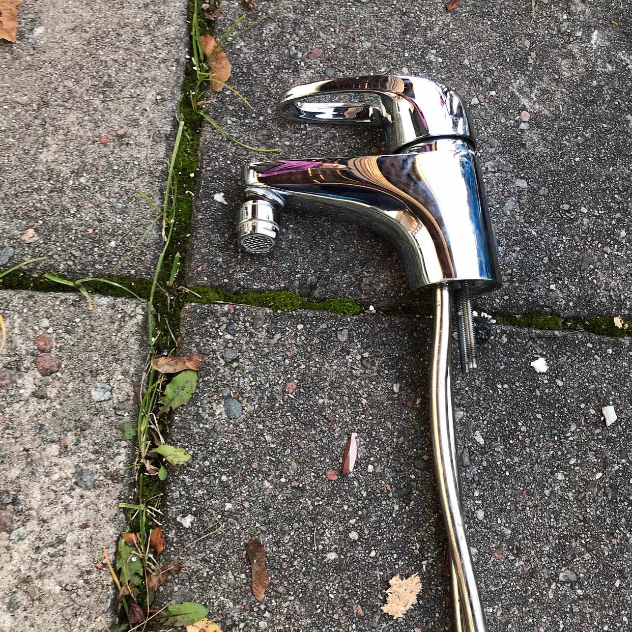 image of prylarvärda1000kr&skräp - Åkersberga