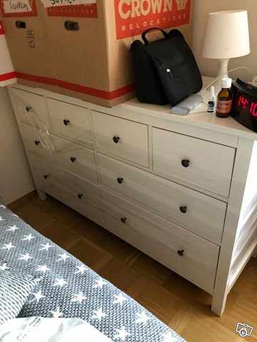 image of Hemnes byrå 8 lådor, vit - 