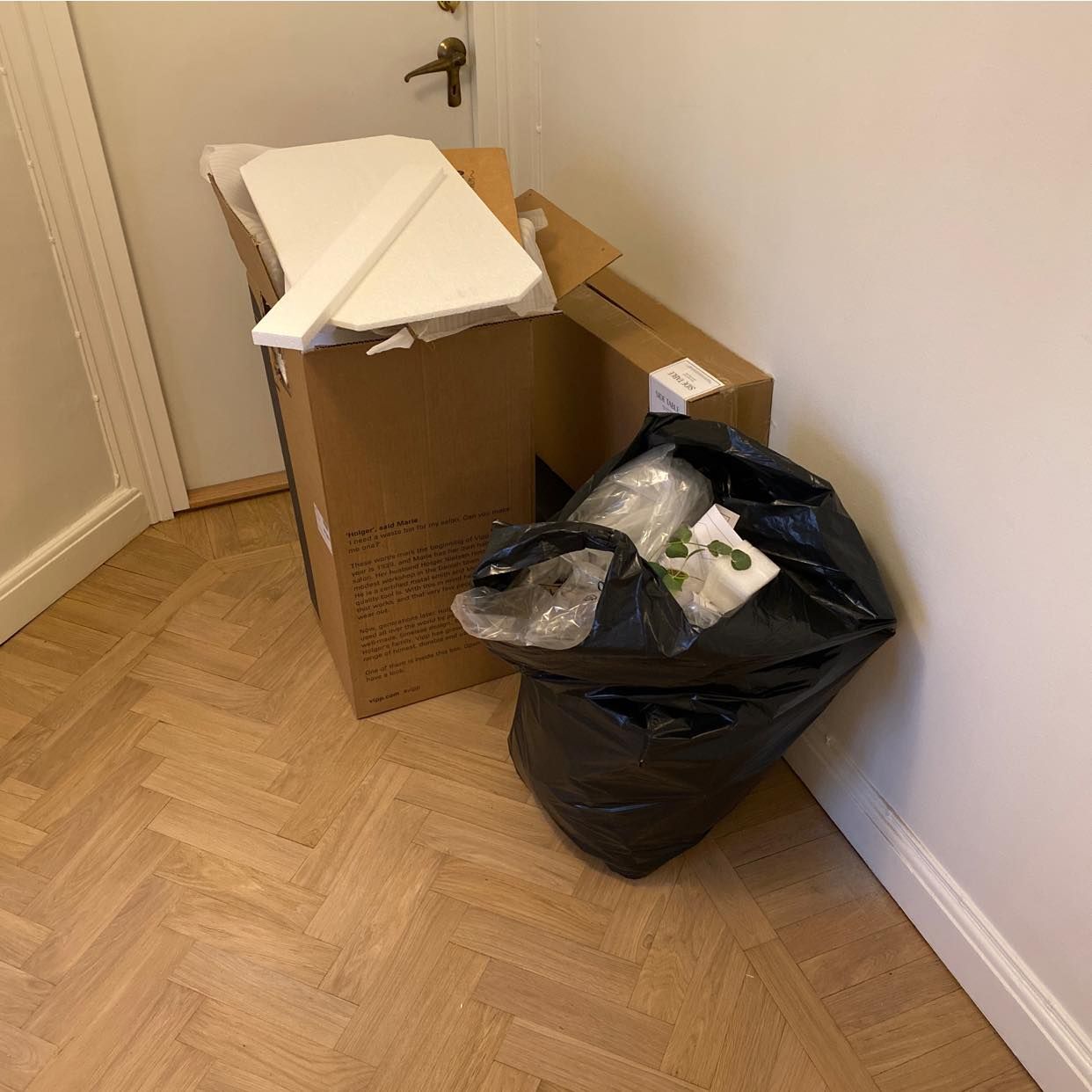 image of Boxes and bag - Stockholm