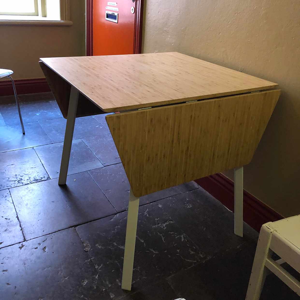 image of Fint bord uppfällbart - Stockholm