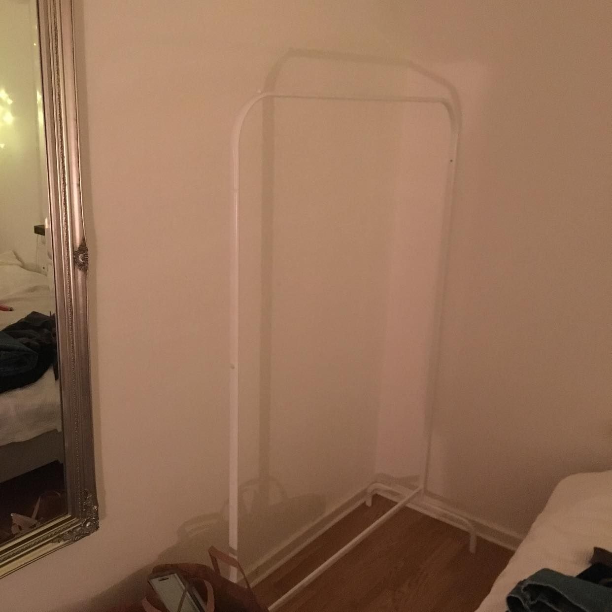 image of Flytthjälp av säng etc - 