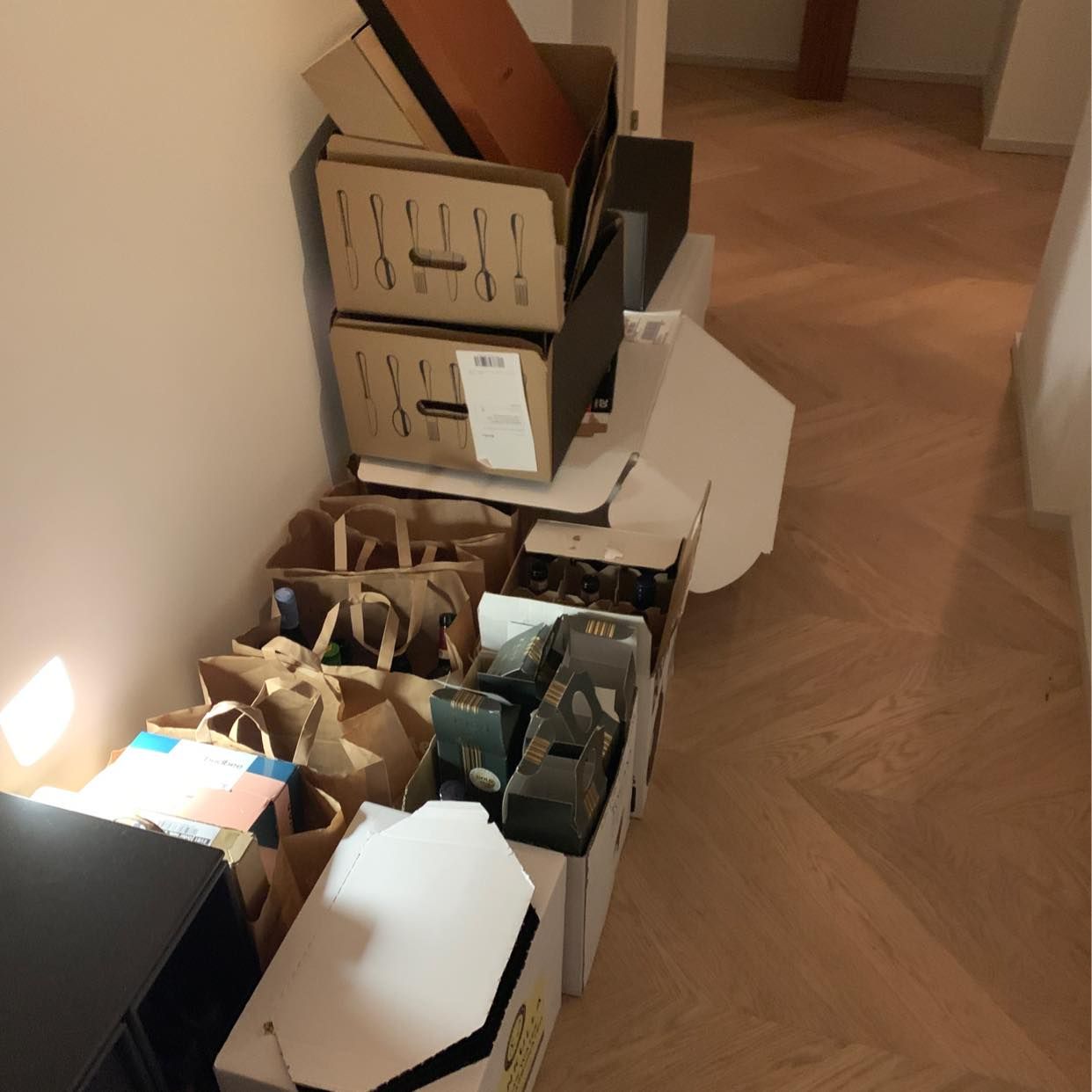 image of Kartonger + glas + pant - Stockholms Stad