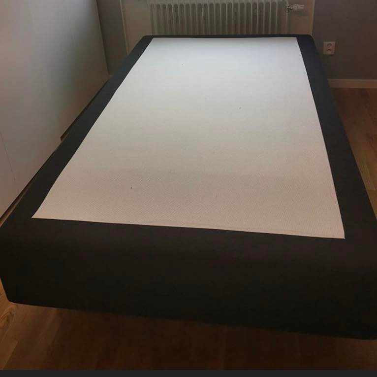 image of Säng - 
