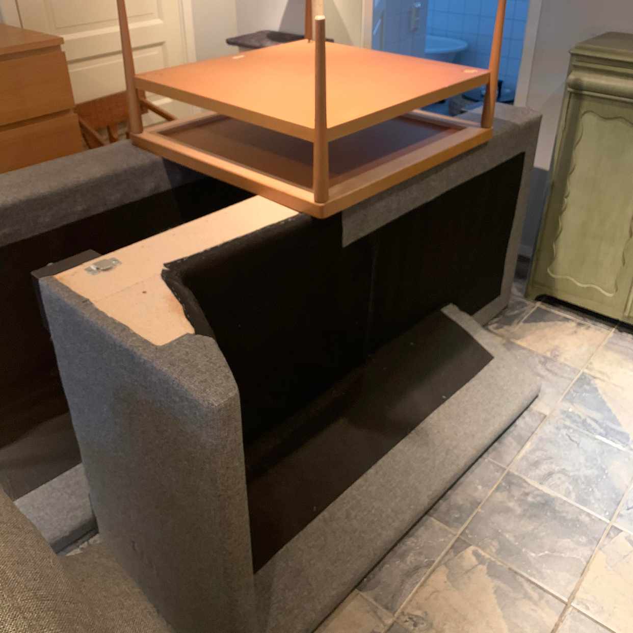 image of soffa 2 delar  + bord - Hägersten