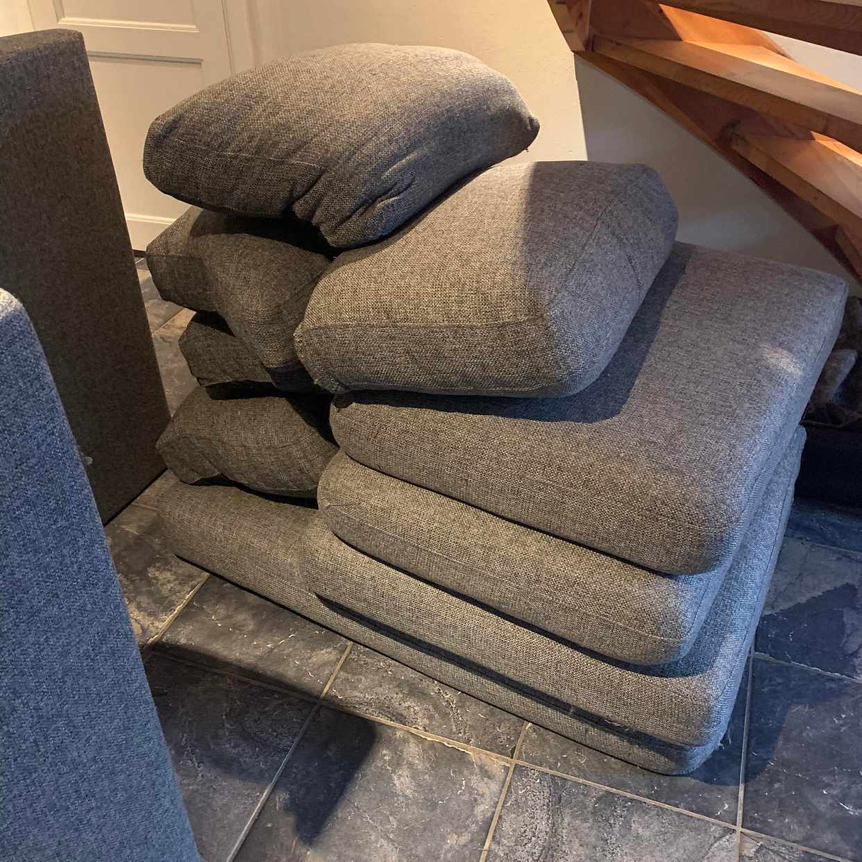 image of soffa 2 delar  + bord - Hägersten