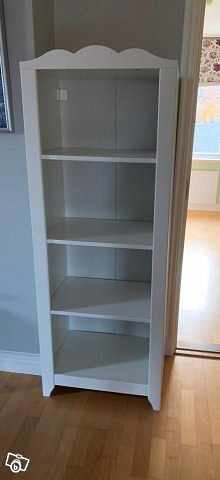 image of IKEA bokhylla Hensvik - 