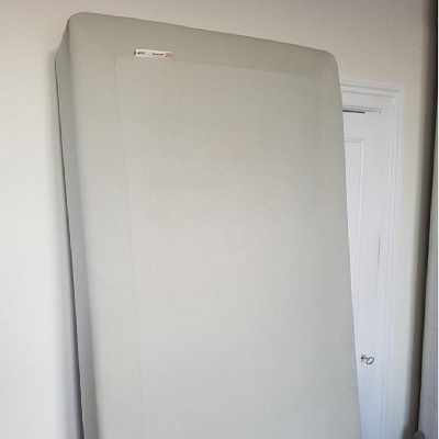 image of Liten lätt Ikea säng 80cm - 