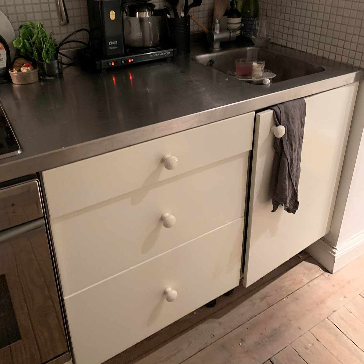 image of Diskbänk + köksskåp - Stockholm