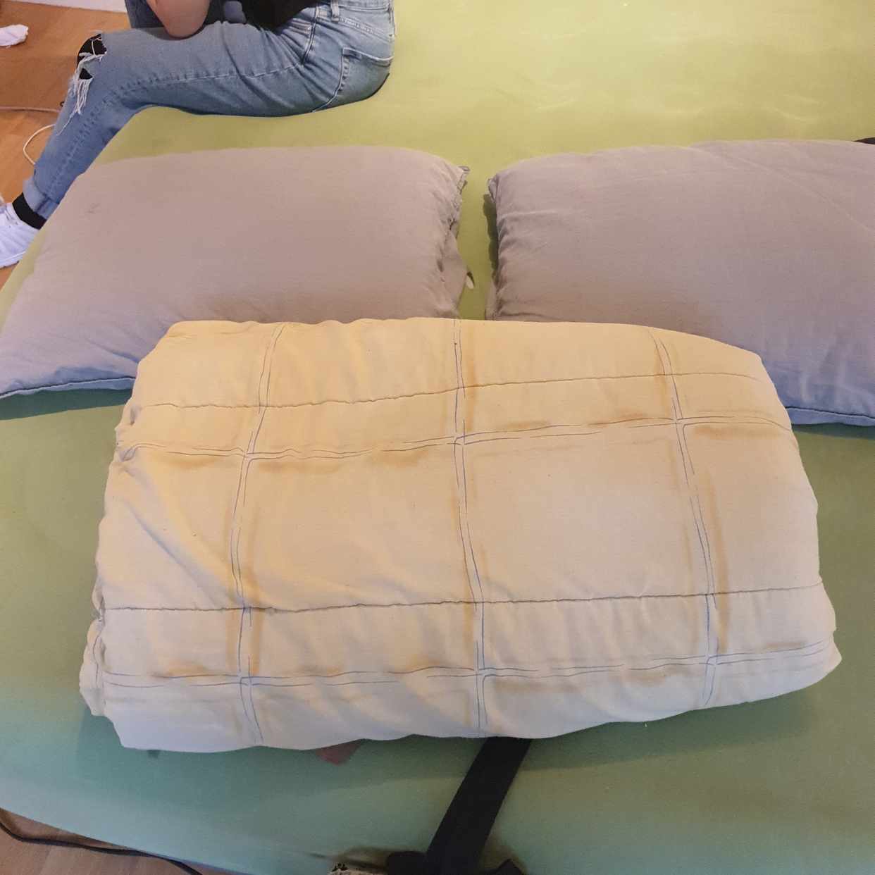 image of 1 duvet and 2 pillows - Stockholm