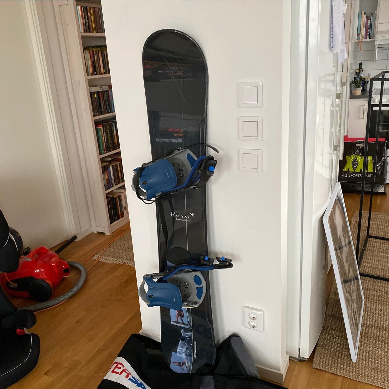 image of Snowboard och boots - Hässelby
