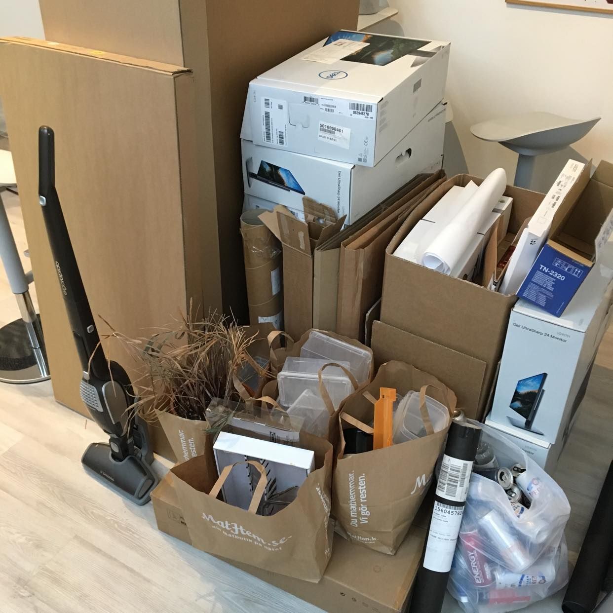 image of Cardboards and mixed - Stockholm