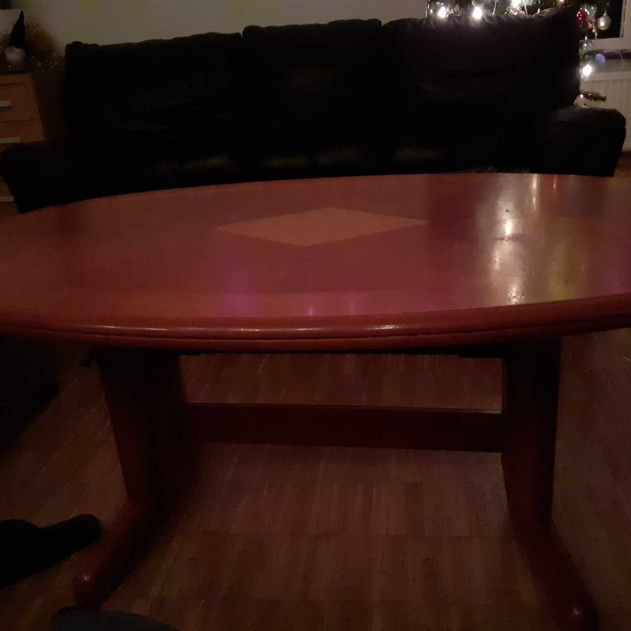 image of Table - Södertälje