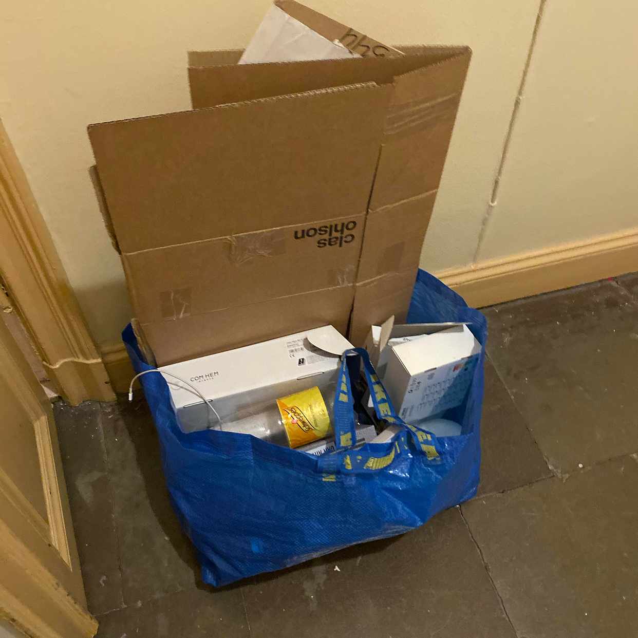 image of Ikea bag with recycling - Stockholm