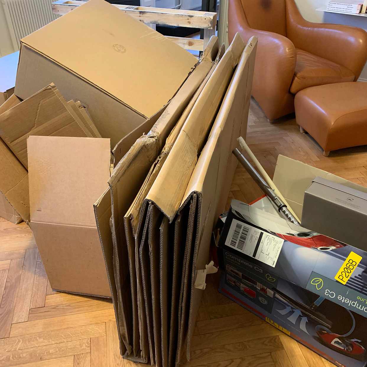image of Packing boxes, old vacuum - Stockholm City