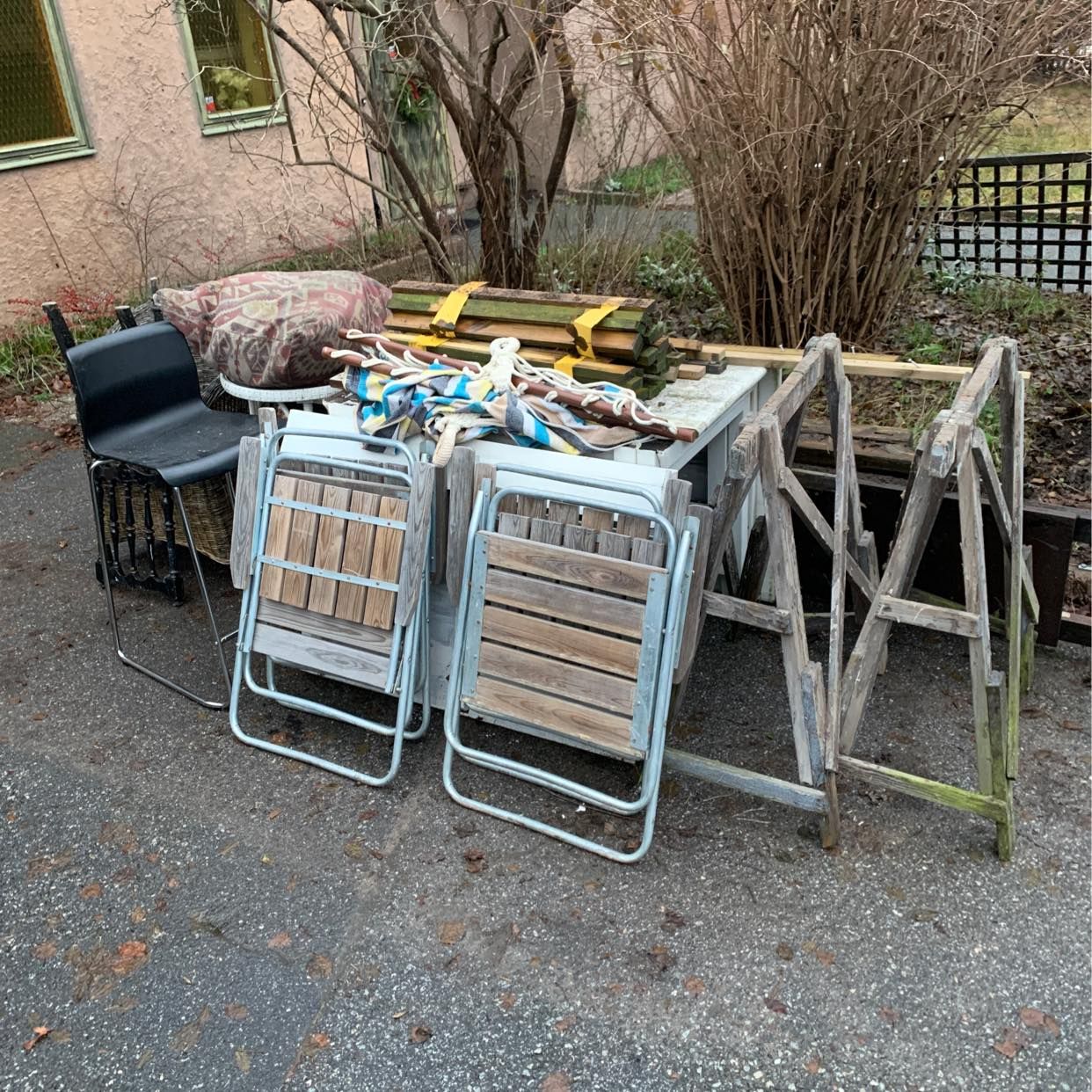 image of Blandat skräp, 90% trä - Älta