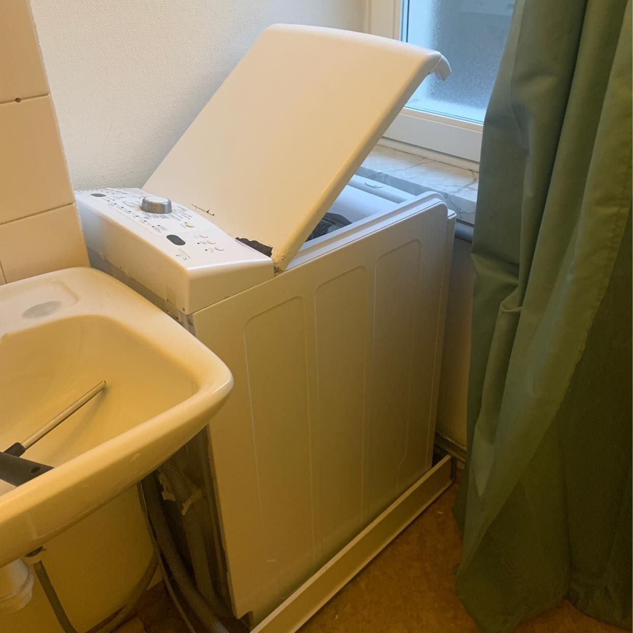 image of Tvättmaskin till tipp - Bromma