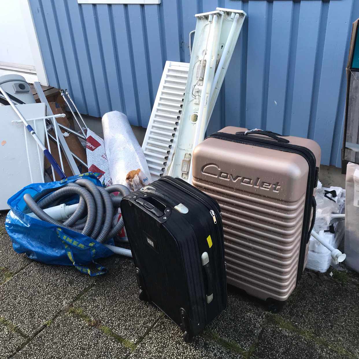 image of Kartong, elektronik, färg - Haninge