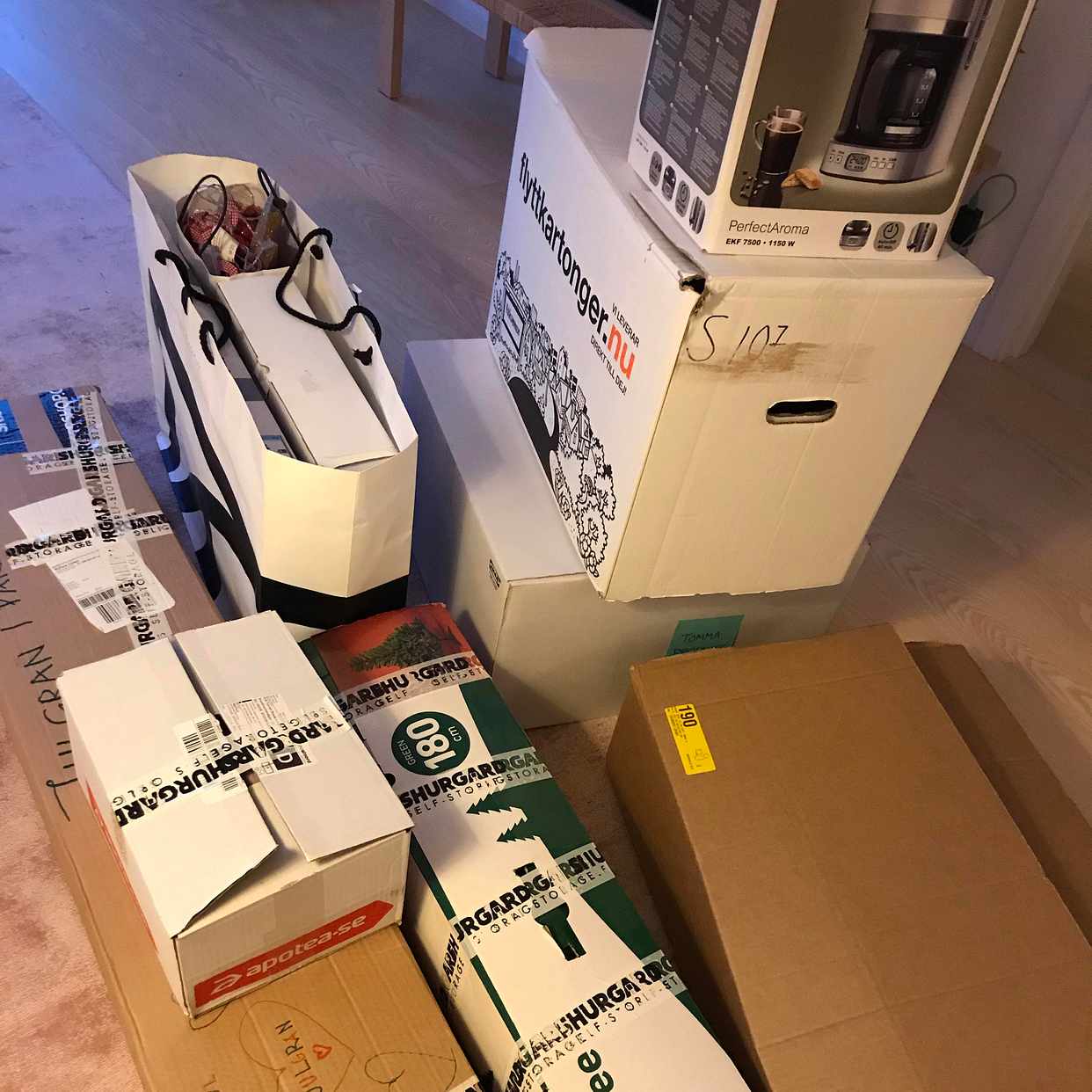 image of Kartonger till MYRORNA - 