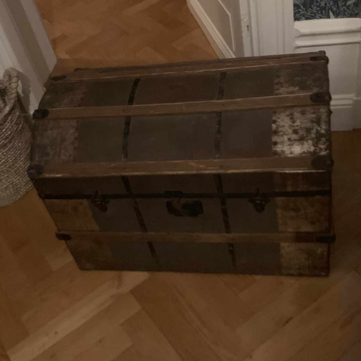 image of Koffert med leksaker - Stockholm