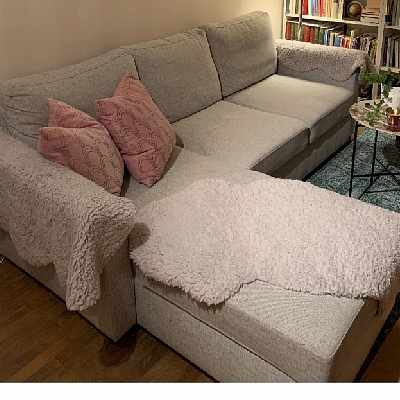 image of Soffa som hämtas i Tumba - 