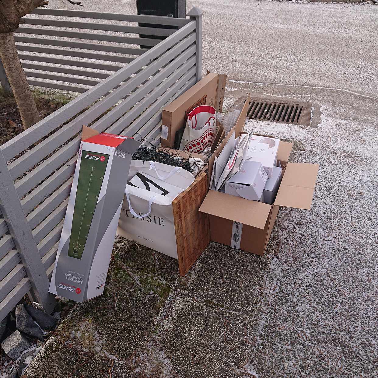 image of Kartonger och emballage - Täby