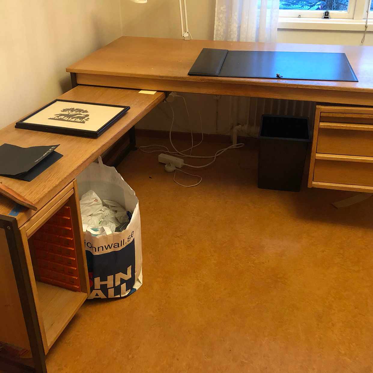 image of Möbler och diverse - Enskede