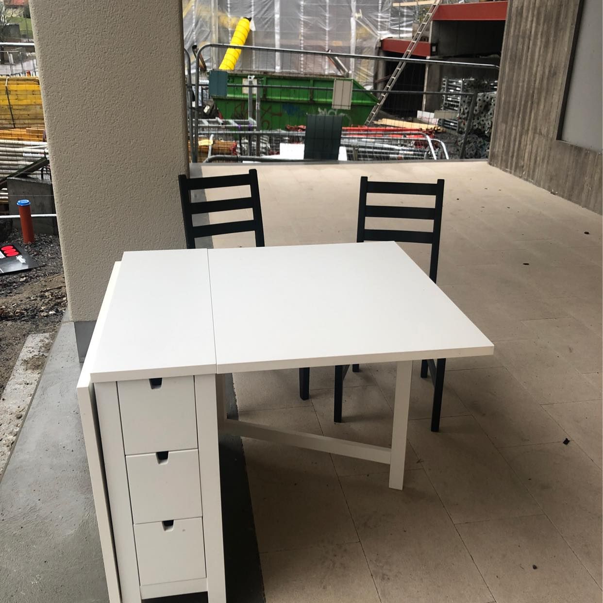 image of 2 stolar+ ett bord - Farsta
