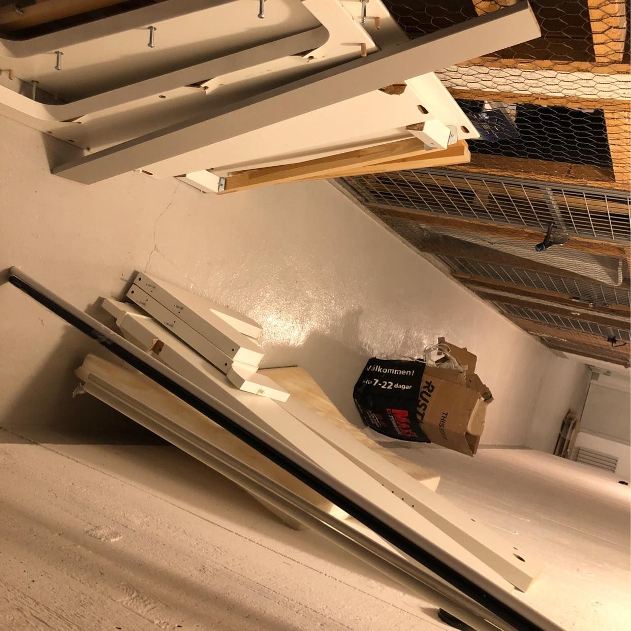 image of Trasig barn säng - Solna