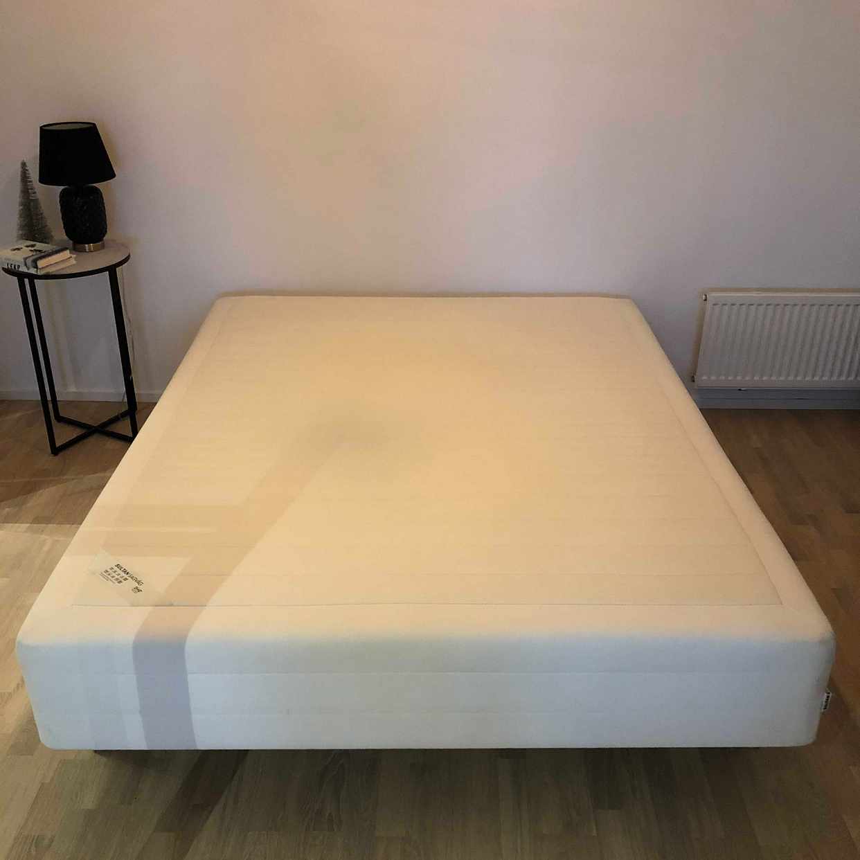 image of Ikea säng 160x200 - Nacka Strand