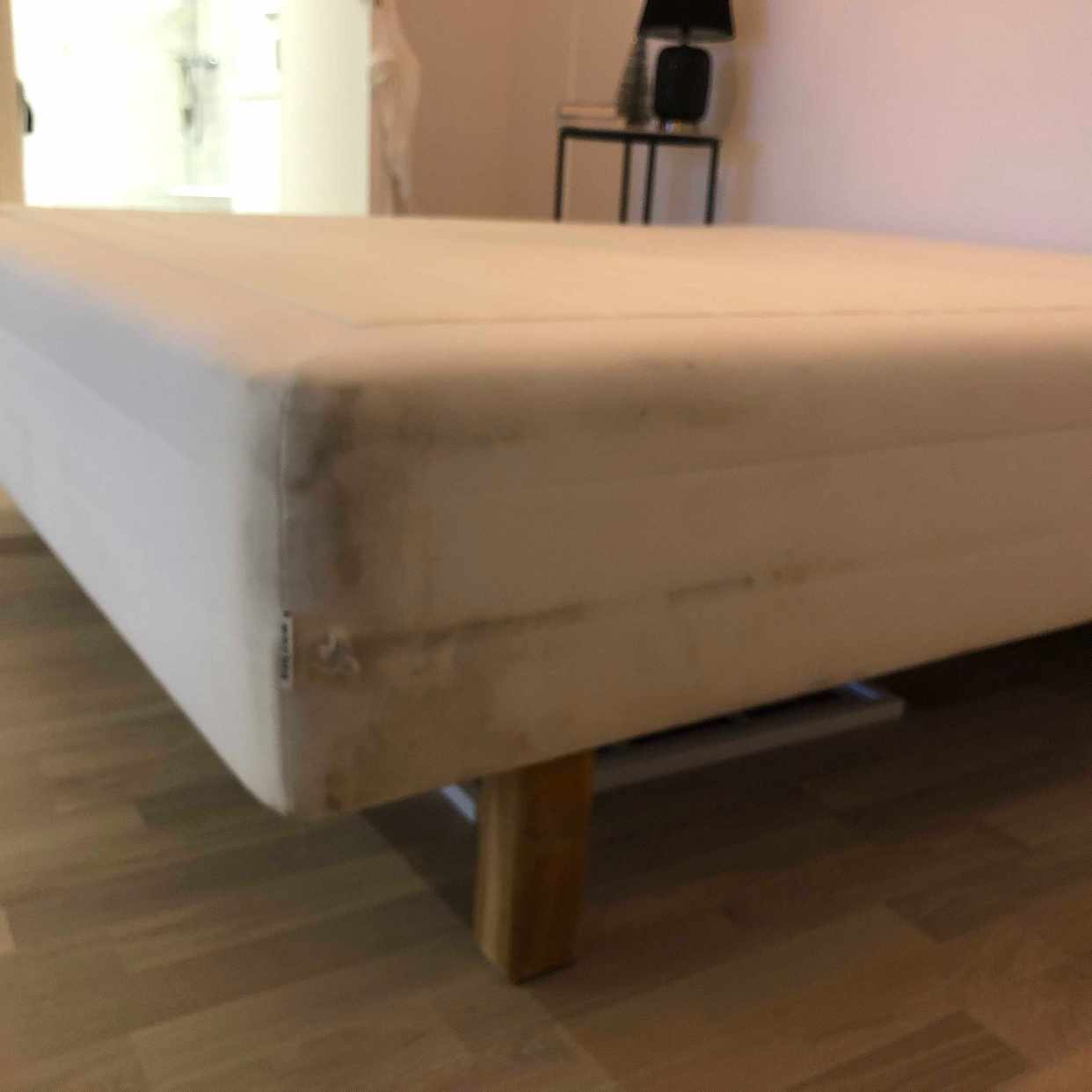 image of Ikea säng 160x200 - Nacka Strand