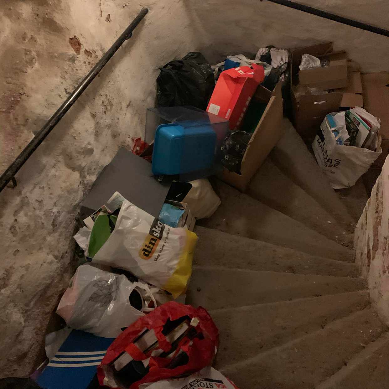 image of Slänga skräp på tippen - Stockholms Stad