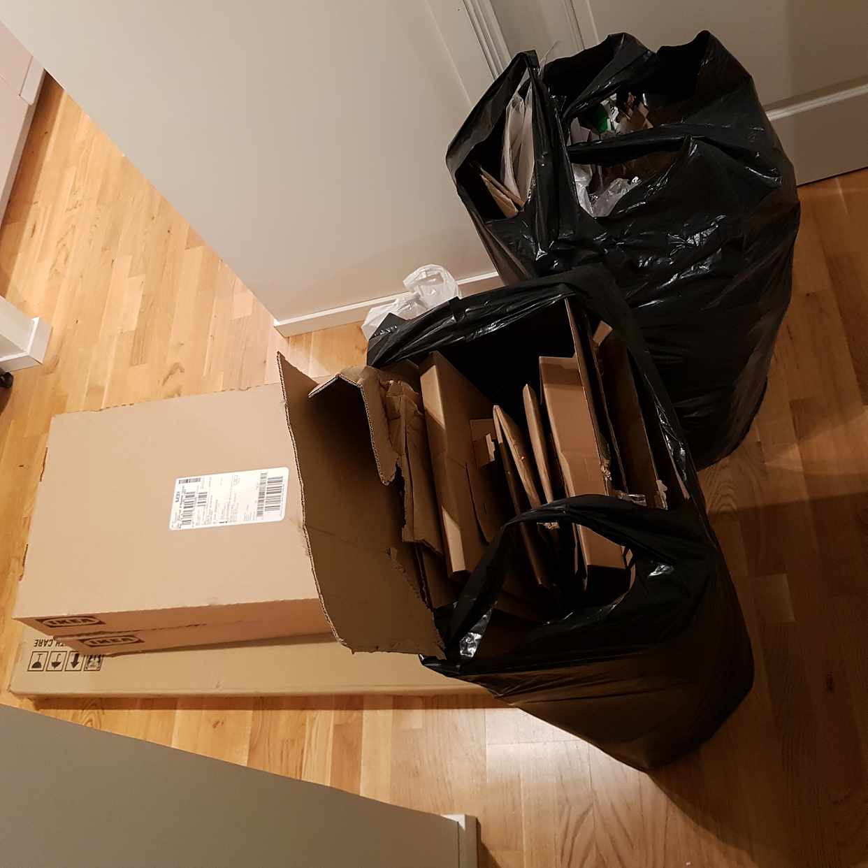 image of Kartonger och plast - Johanneshov